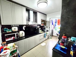 Boon Lay Avenue (Jurong West), HDB Executive #499719651